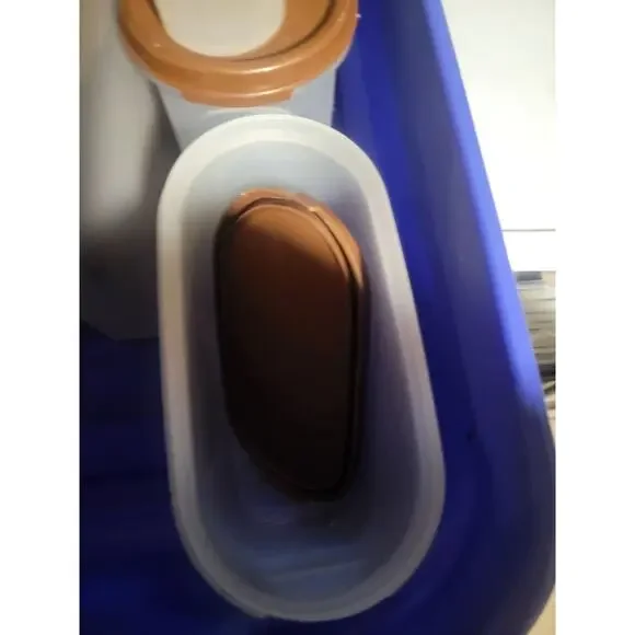 Tupperware Retired Set Of 4 Storage/Cereal, Brown With Lids - Picture 6 of 7